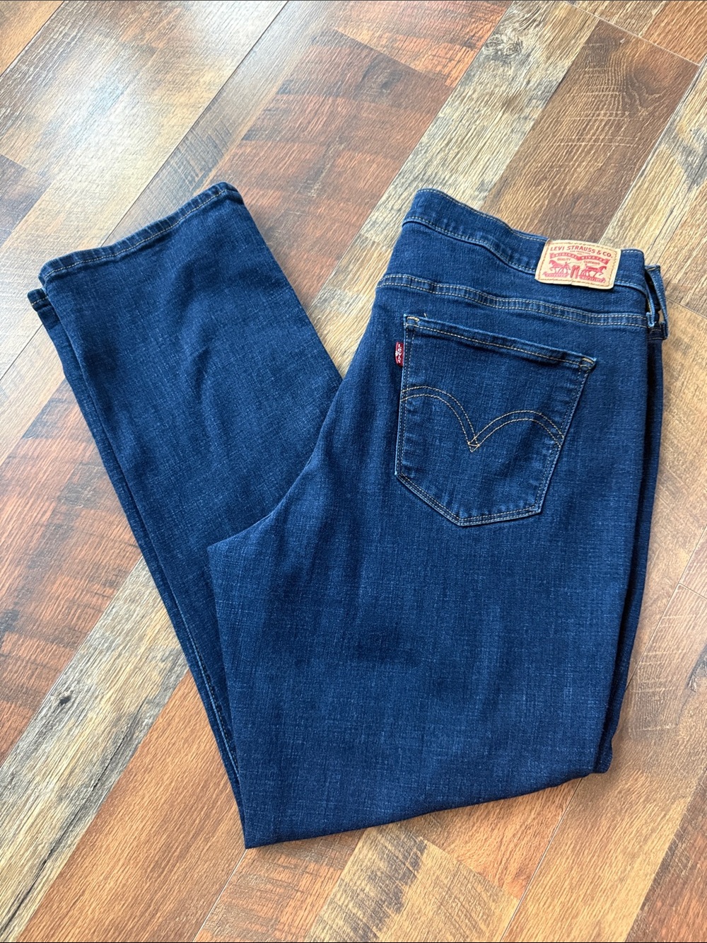 Levi’s Classic Straight Dark Wash Jeans Women’s 16W Stretch Plus Size